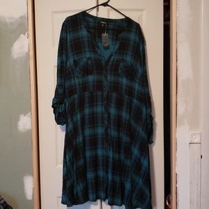 Green plaid skater dress. New with tags size 3